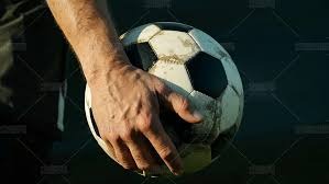 决赛八连胜！巴萨真正锦鲤浮现，连胜皇马不是偶然，欧冠成新目标